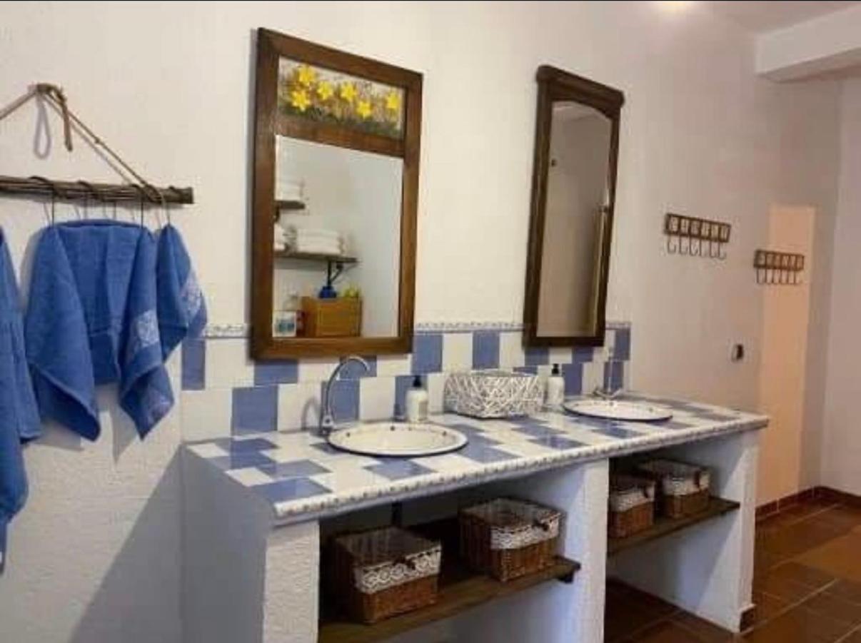 Cortijo Loma Del Estanque
